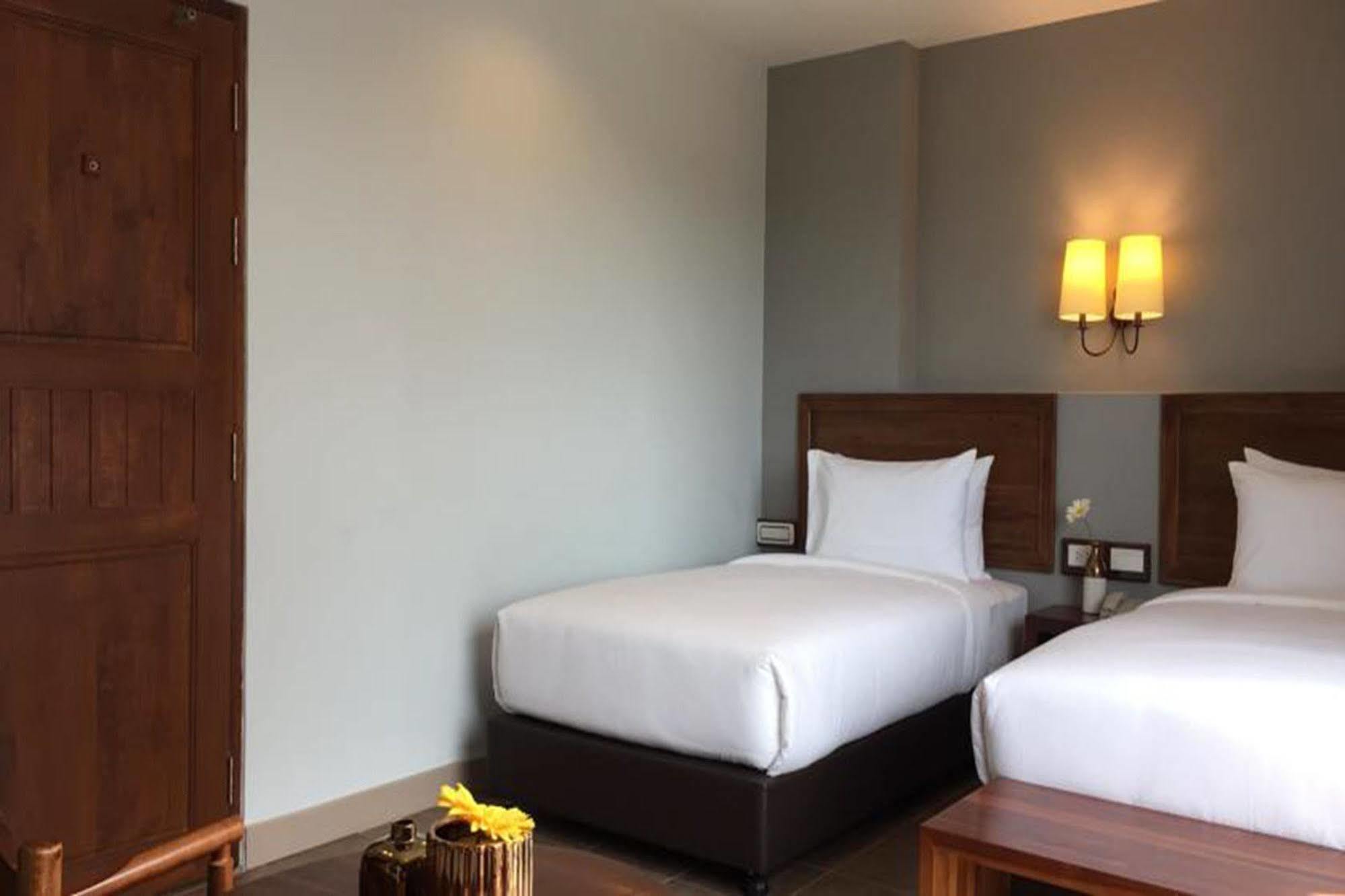 Carunda Hotel Ban Nong Hin  Екстер'єр фото